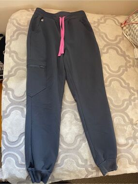 FIGS Night Sky Pink Drawstring Zamora Jogger Scrub Pant XS petite